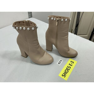 Womans Bamboo Namaste Ankle Boots Size 7 Beige Side Zip Heel Pearl Accent Lined